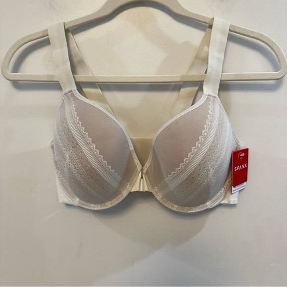NWT SPANX brallelujah Illusion Lace Full Coverage Bra
Linen beige Front Clasp - Picture 9 of 11